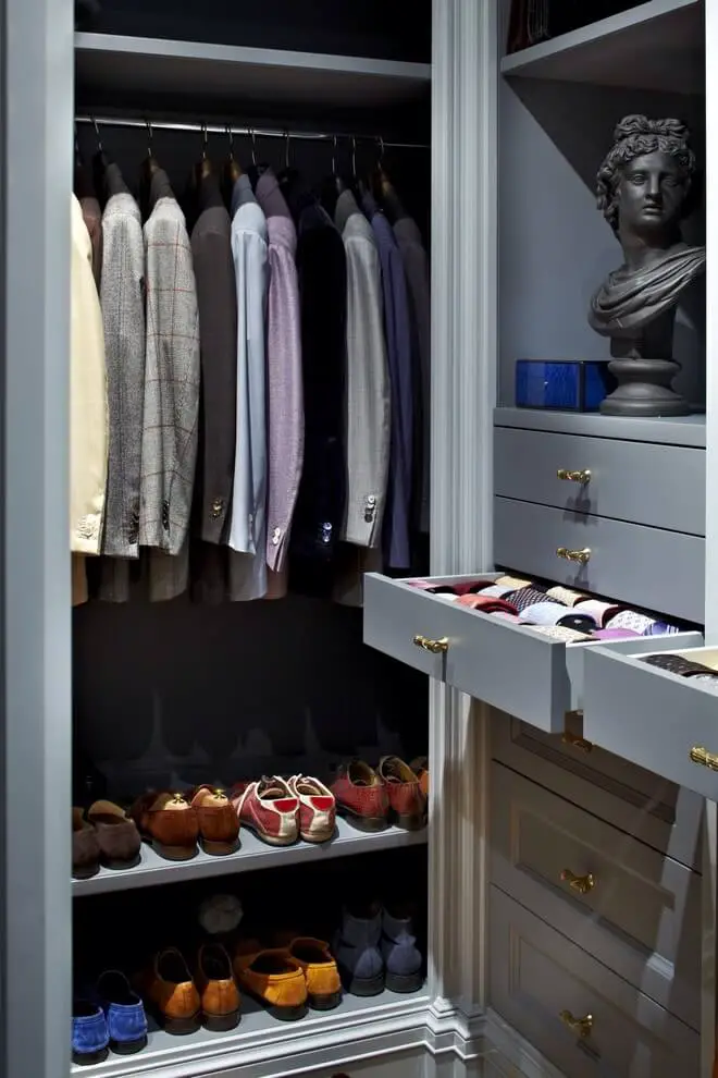 Closet Integrated drawers