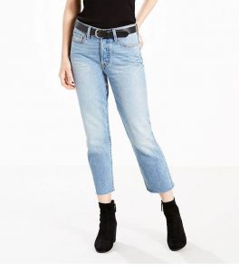 Wedgie Fit Straight Jeans in Rough Tide