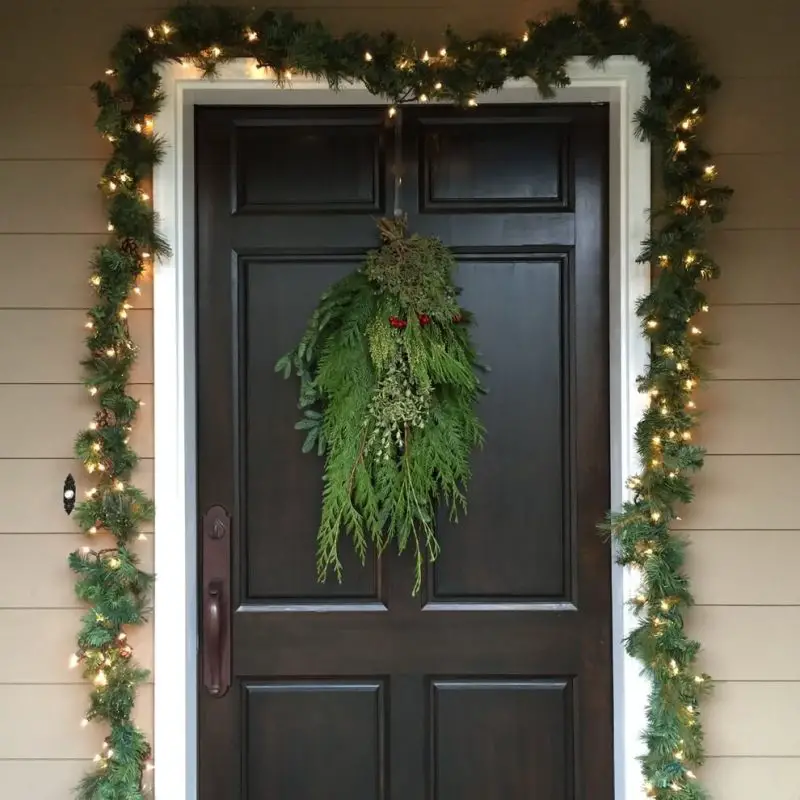 If a ring shaped wreath isn’t for you, try a spray to help your home stand out.