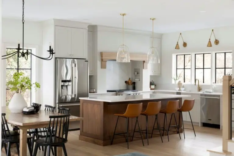 Top 7 Winning Kitchens Color Palettes From Spring 2022